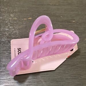 Scunci Lavender Hair Clip